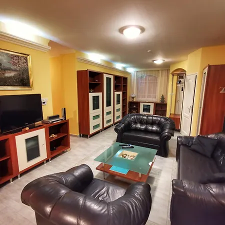 Boros Vendeghaz בית נופש אגר